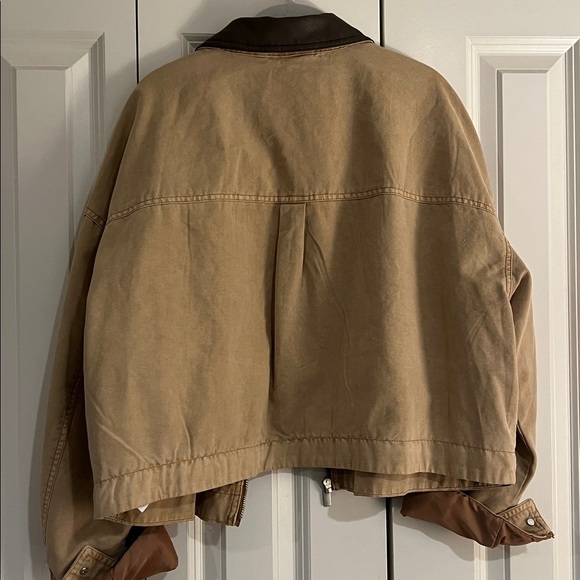 Universal Threads Barn Jacket - Picture 5 of 5